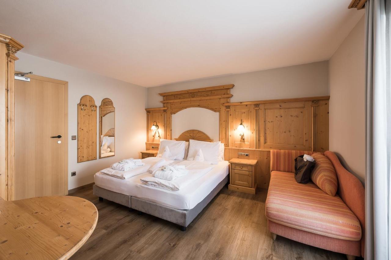 Hotel Alpenjuwel Melago Bagian luar foto